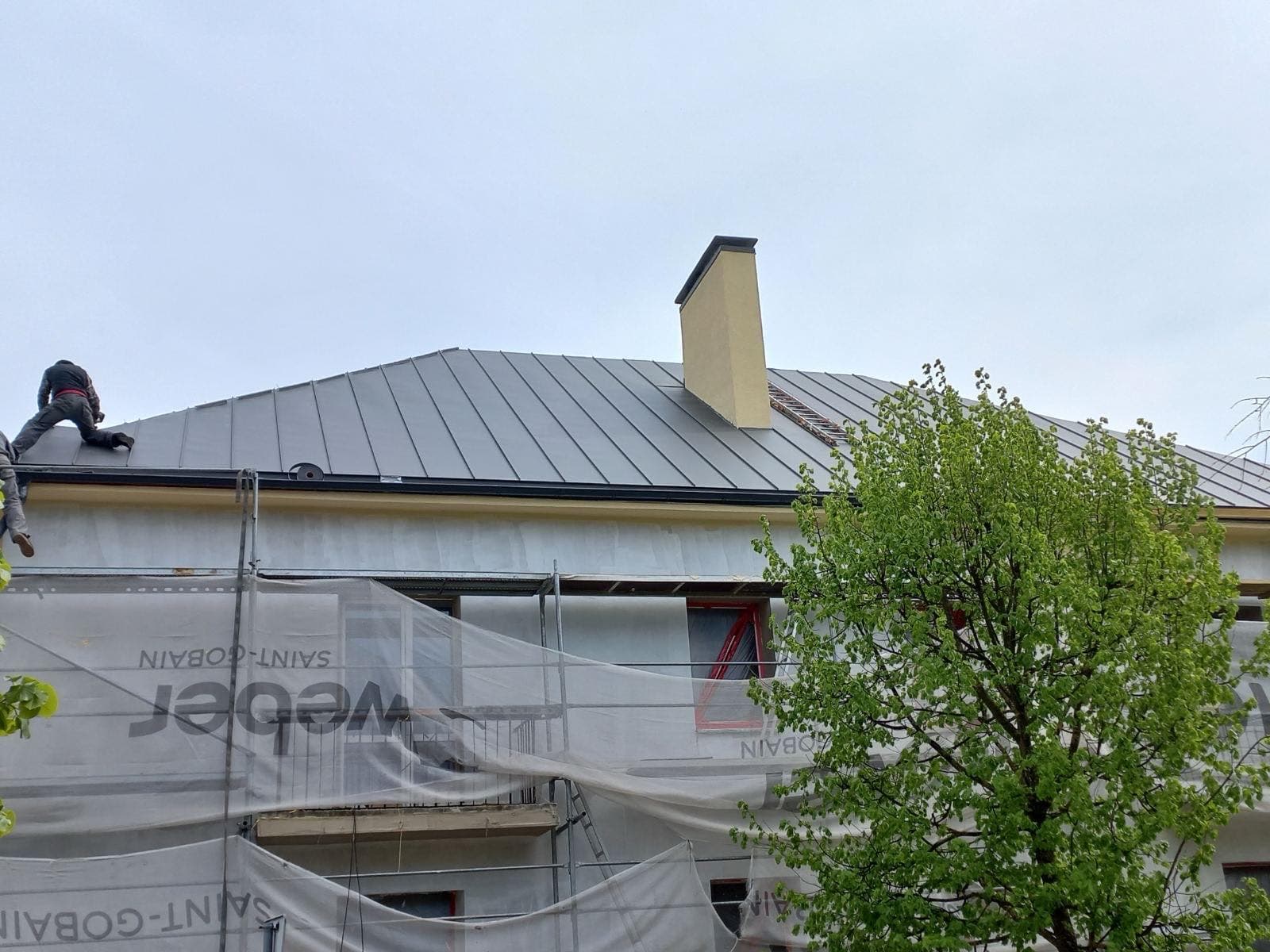 Metalinių stogų montavimas